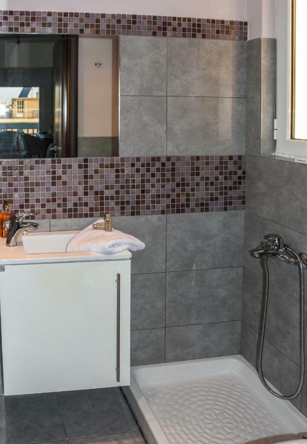 Boutique Penthouse Next To Stavros Niarchos Foundation Apartment Athens Ngoại thất bức ảnh